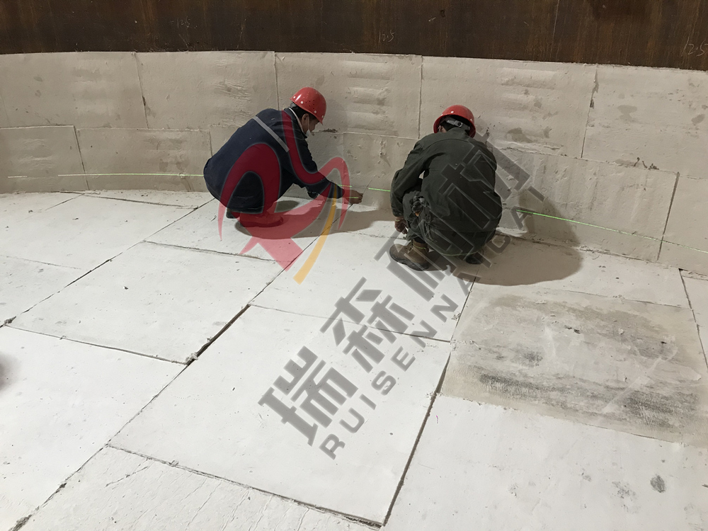 1638864488613848.jpg 爐底-鋪設(shè)石棉板2 水印.jpg